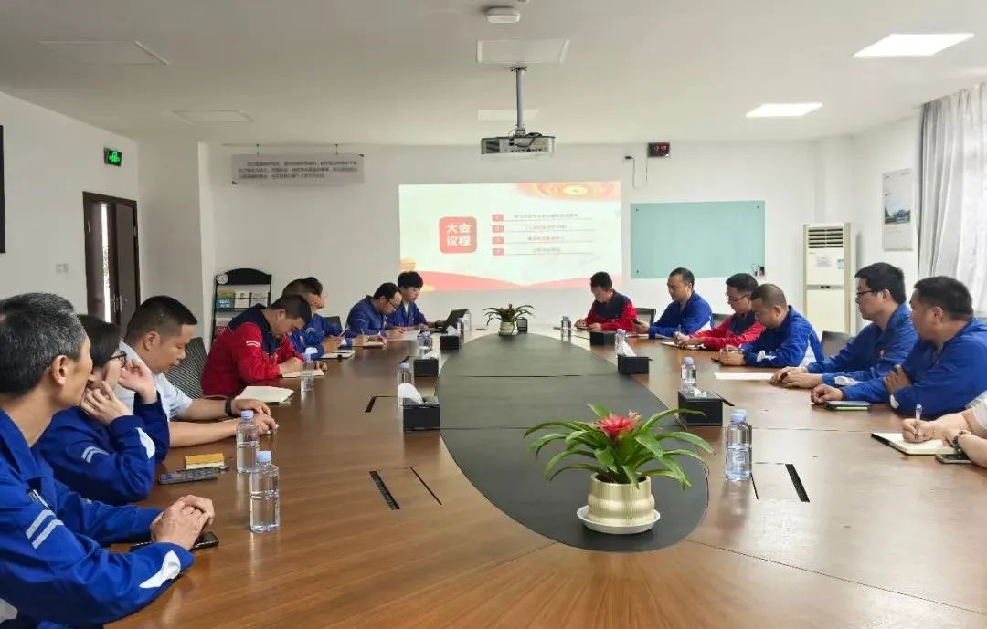 f266a0e9cd795d6ff0312a940098a6d0.jpg f266a0e9cd795d6ff0312a940098a6d0.jpg